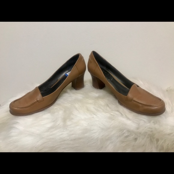 Nine West Shoes - Picture 3 of 6